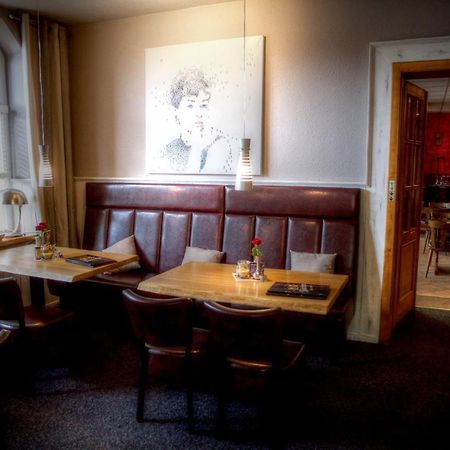 Restaurant Und Pension Zur Nassen Ecke Wittenbeck ภายนอก รูปภาพ