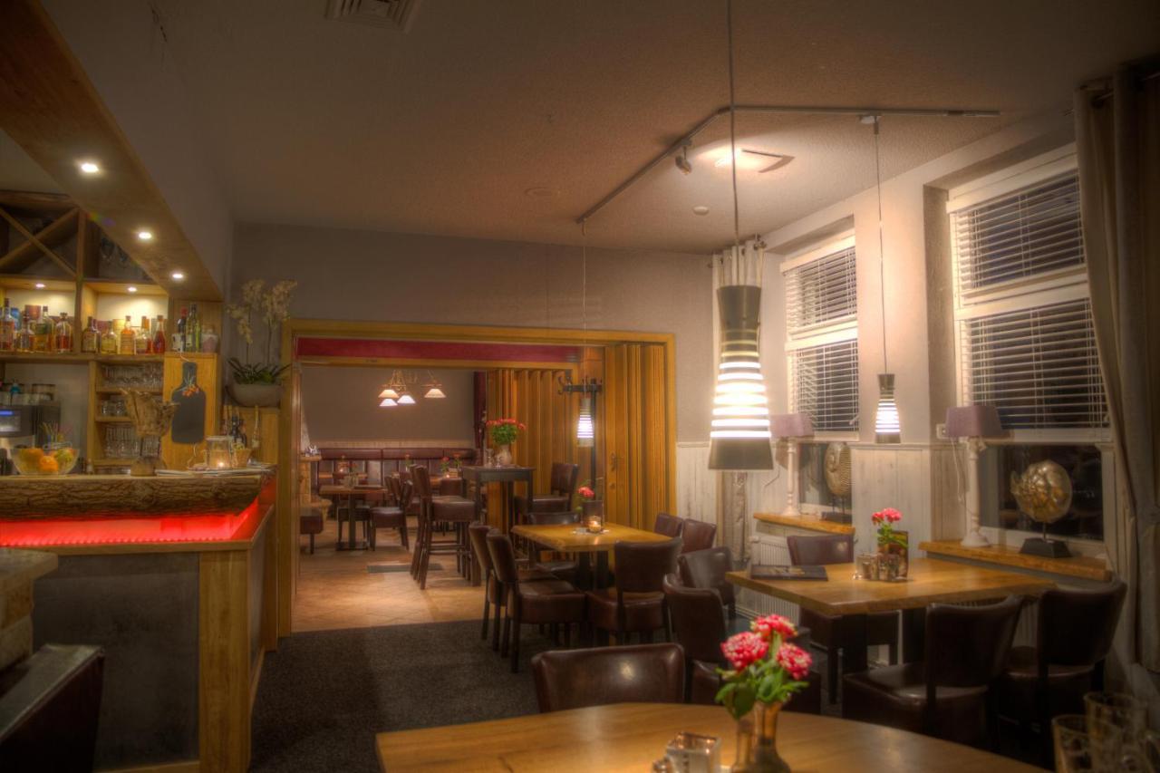 Restaurant Und Pension Zur Nassen Ecke Wittenbeck ภายนอก รูปภาพ