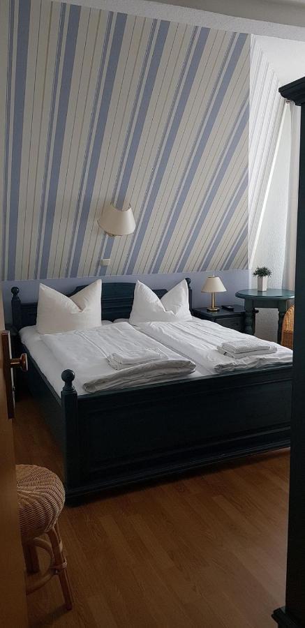 Restaurant Und Pension Zur Nassen Ecke Wittenbeck ภายนอก รูปภาพ