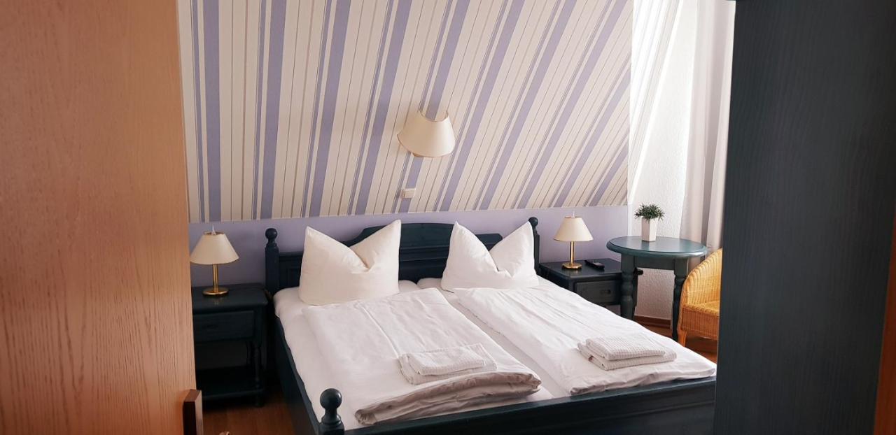 Restaurant Und Pension Zur Nassen Ecke Wittenbeck ภายนอก รูปภาพ